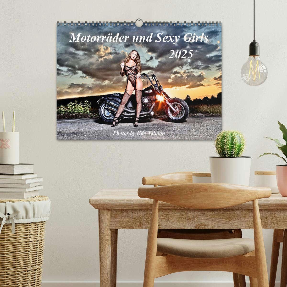 Bild: 9783383895432 | Motorräder und Sexy Girls (Wandkalender 2025 DIN A3 quer), CALVENDO...