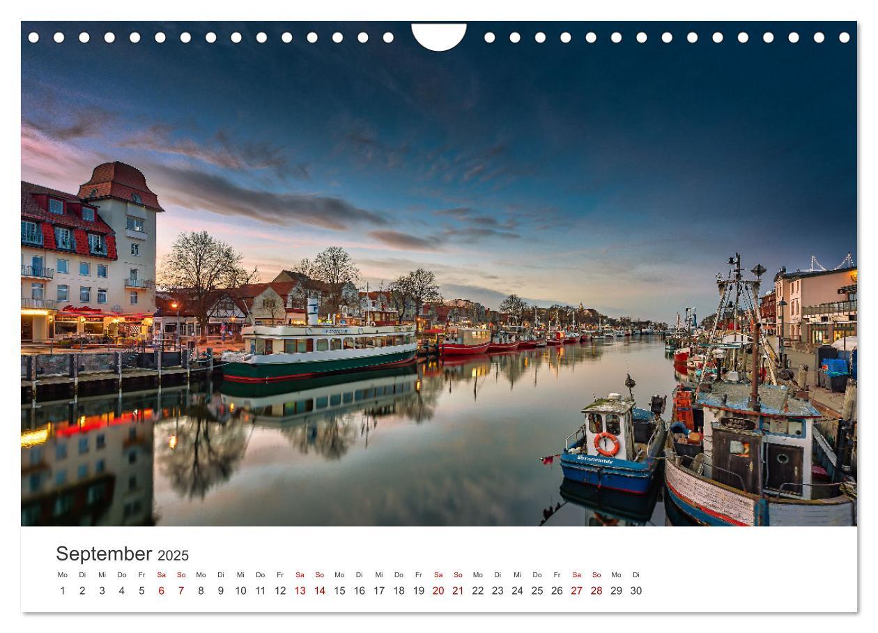 Bild: 9783435029839 | Warnemünde by Olaf Rehmert (Wandkalender 2025 DIN A4 quer),...