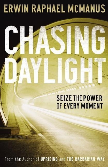 Cover: 9780785281139 | Chasing Daylight: Seize the Power of Every Moment | McManus | Buch